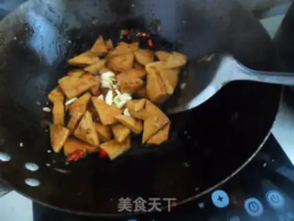 Make Spicy and spiced dried bean curd step 8