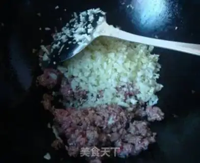 Make beef patties step 6