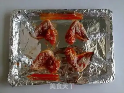 Make Roasted chicken wings with honey sauce step 1