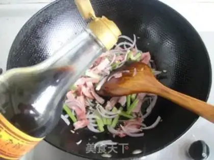 Make Bacon Butterfly Noodles step 9