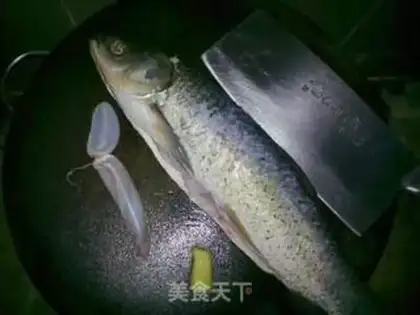 Make Crispy grass carp pieces step 0