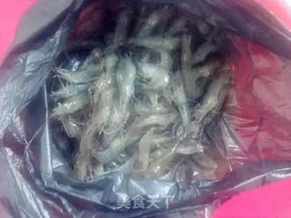 Make stir-fried river shrimp step 0
