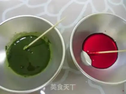 Make Carnation cake roll step 10