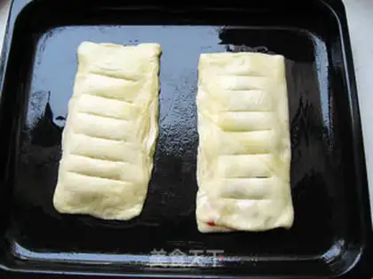 Make strawberry jam layer pie step 13