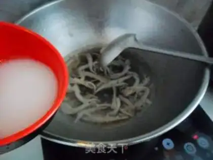 Make Mushroom egg soup step 6