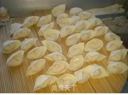 Make Pure meat wonton step 7