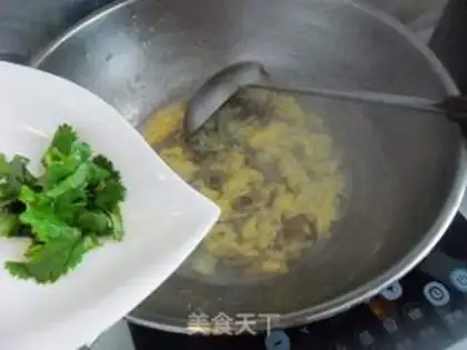 Make Mushroom egg soup step 8