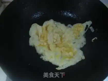 Make Pineapple shrimp fried rice step 2