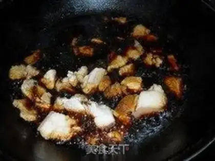 Make Roasted pork with sweet flour sauce step 2