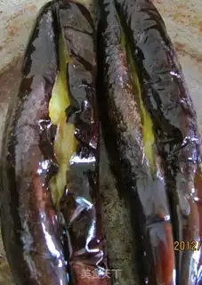 Make Roasted eggplants with tiger skin step 4