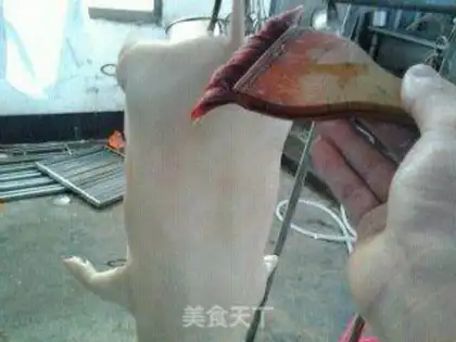 Make roast suckling pig step 7