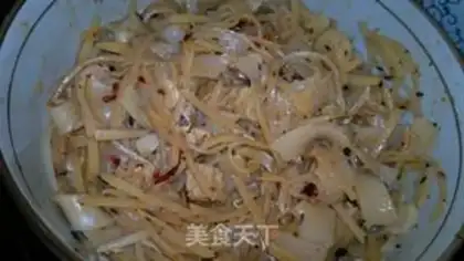 Make stir-fried dough noodles step 3