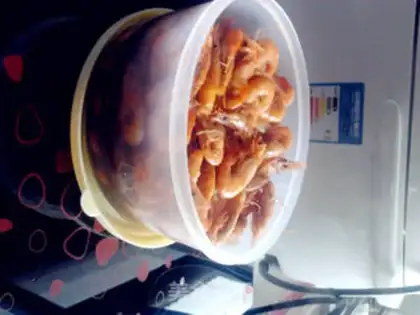 Make stir-fried river shrimp step 18