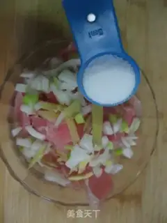 Make Hand-rolled noodles with tomato and egg step 7