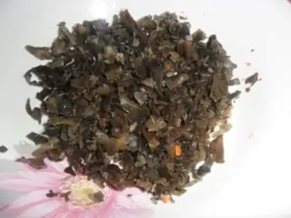Make Dumplings stuffed with carrot and fungus step 1