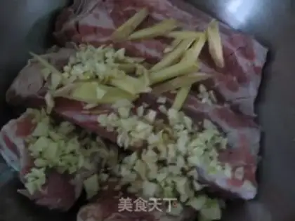 Make Grilled pork ribs with honey sauce step 1