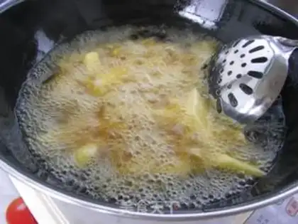 Make Braised egg with pork knuckle step 3