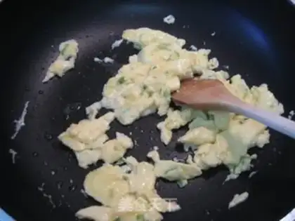 Make Fried rice with shrimp balls and eggs step 9