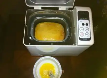 Make Eggs, milk, bread step 6