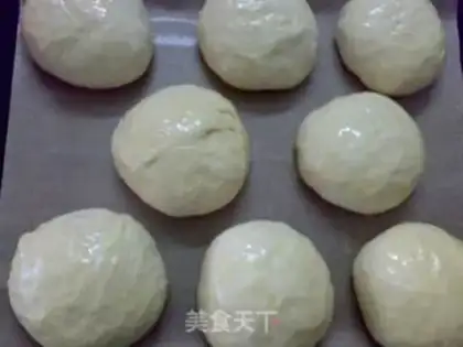 Make Pizza beef buns step 8
