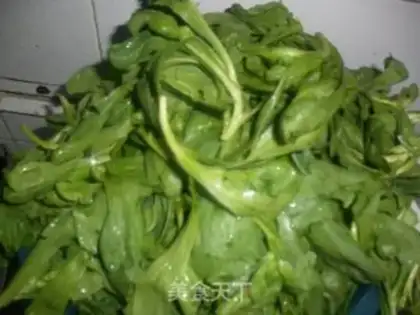 Make stir-fried chrysanthemum step 0