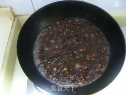 Make noodles with soy bean paste, Beijing step 9