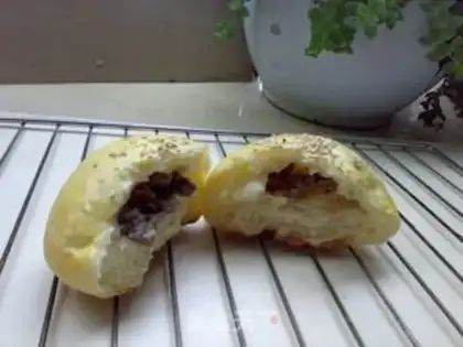 Make Pizza beef buns step 13