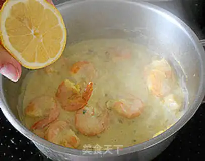 Make Thai Curry Shrimp step 5