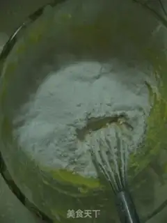 Make Golden shredded coconut balls step 8