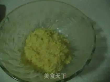Make Golden shredded coconut balls step 10