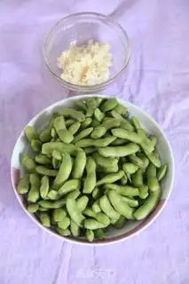 Make cold edamame step 1