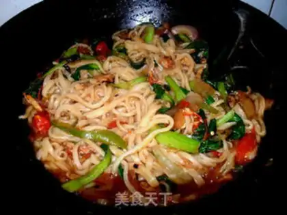 Make Xinjiang stir-fried strips step 9