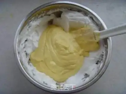 Make Caramel apple flip cake step 12