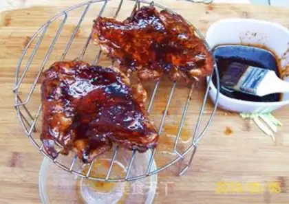 Make Spring swimming in water roast duck legs step 11