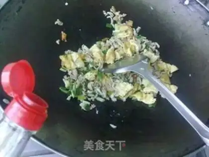Make Fried rice with cabbage, shrimp and egg step 9