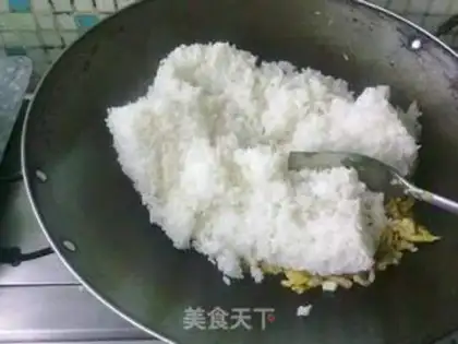 Make Fried rice with cabbage, shrimp and egg step 10