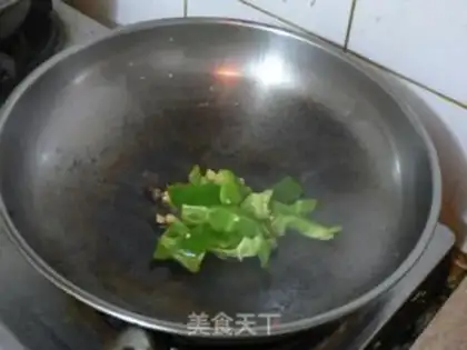 Make stir-fried vegetable kidney flower step 6