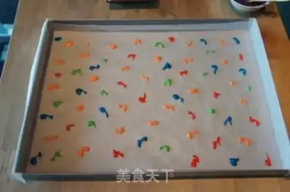 Make Colorful leopard print cake roll step 27