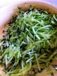 Make Mixed noodles with minced garlic meat step 3
