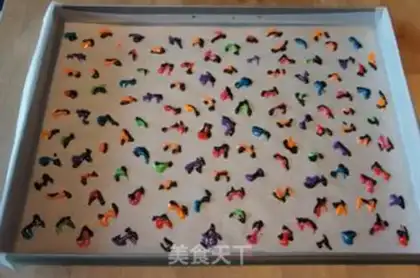 Make Colorful leopard print cake roll step 30