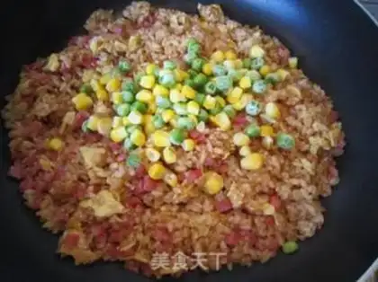Make soy sauce fried rice step 7