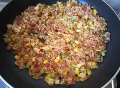 Make soy sauce fried rice step 8