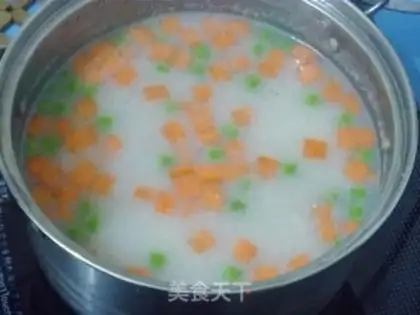 Make Coix seed gorgon and yam porridge step 5