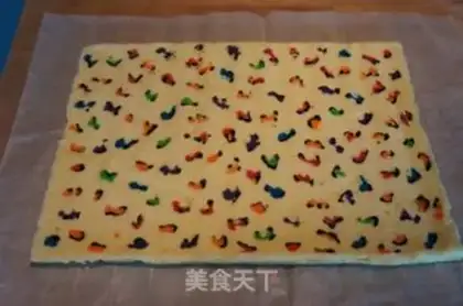 Make Colorful leopard print cake roll step 41