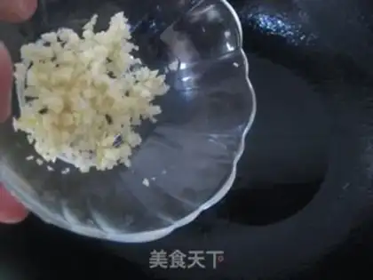 Make garlic broccoli step 1