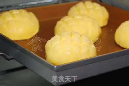 Make pineapple bun step 21