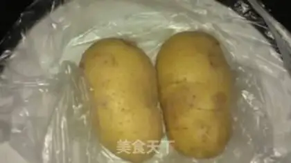 Make Fried potatoes with sword beans step 0