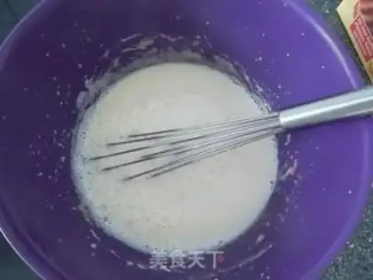 Make Baiser pie with lemon sauce step 9