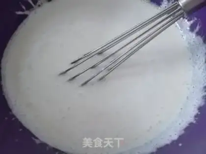Make Baiser pie with lemon sauce step 11