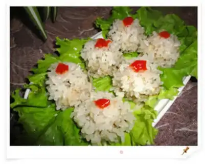 Make Chinese toon pearl meatballs step 6
